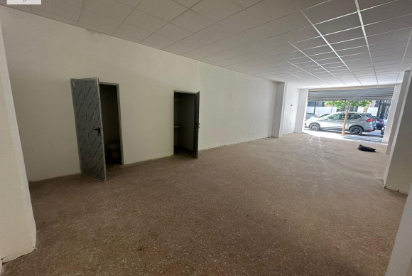 Herverkoop - Winkel Ruimte - Valencia - Patraix