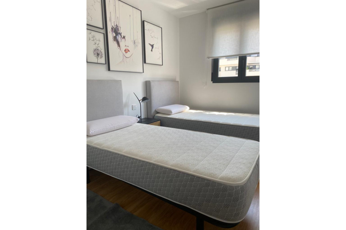 Location à long terme - Appartement - Alicante - Pau V