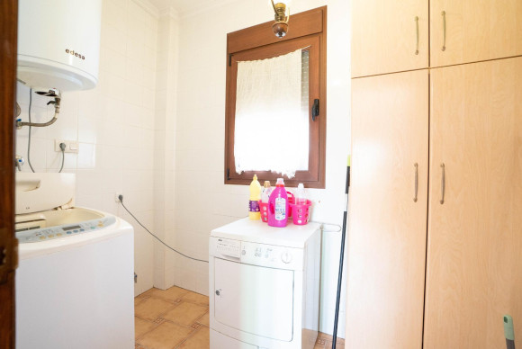 Herverkoop - Alleenstaande woning - San Miguel de Salinas - CENTRO