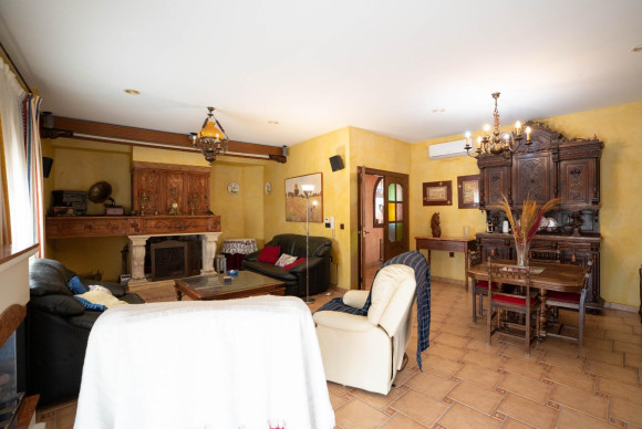 Herverkoop - Alleenstaande woning - San Miguel de Salinas - CENTRO