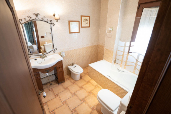 Herverkoop - Alleenstaande woning - San Miguel de Salinas - CENTRO