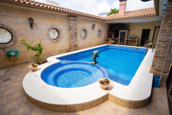 Herverkoop - Alleenstaande woning - San Miguel de Salinas - CENTRO