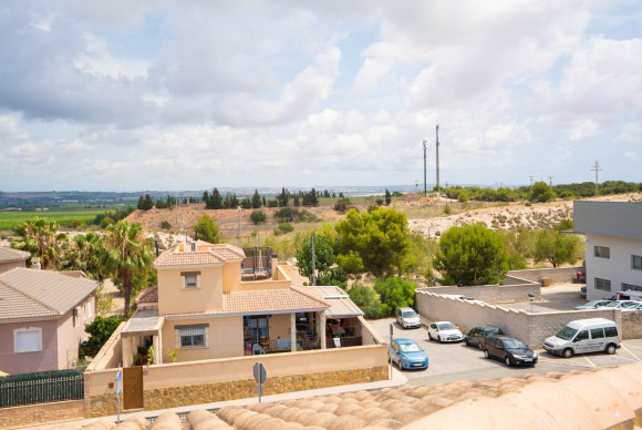 Herverkoop - Alleenstaande woning - San Miguel de Salinas - CENTRO
