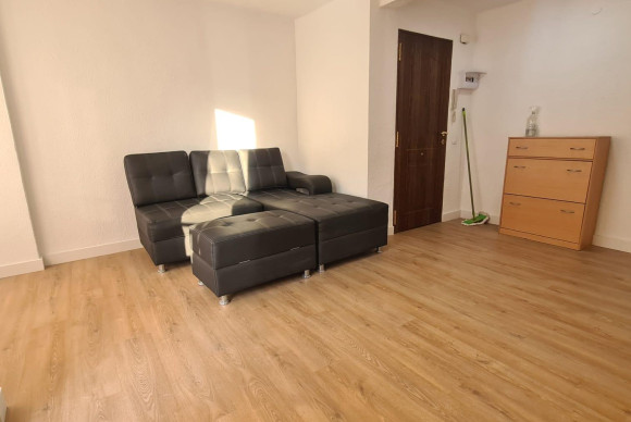 Herverkoop - Appartement  - Alicante - Carolinas Bajas