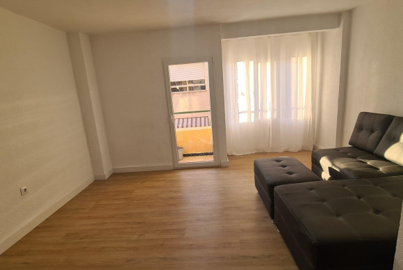 Herverkoop - Appartement  - Alicante - Carolinas Bajas