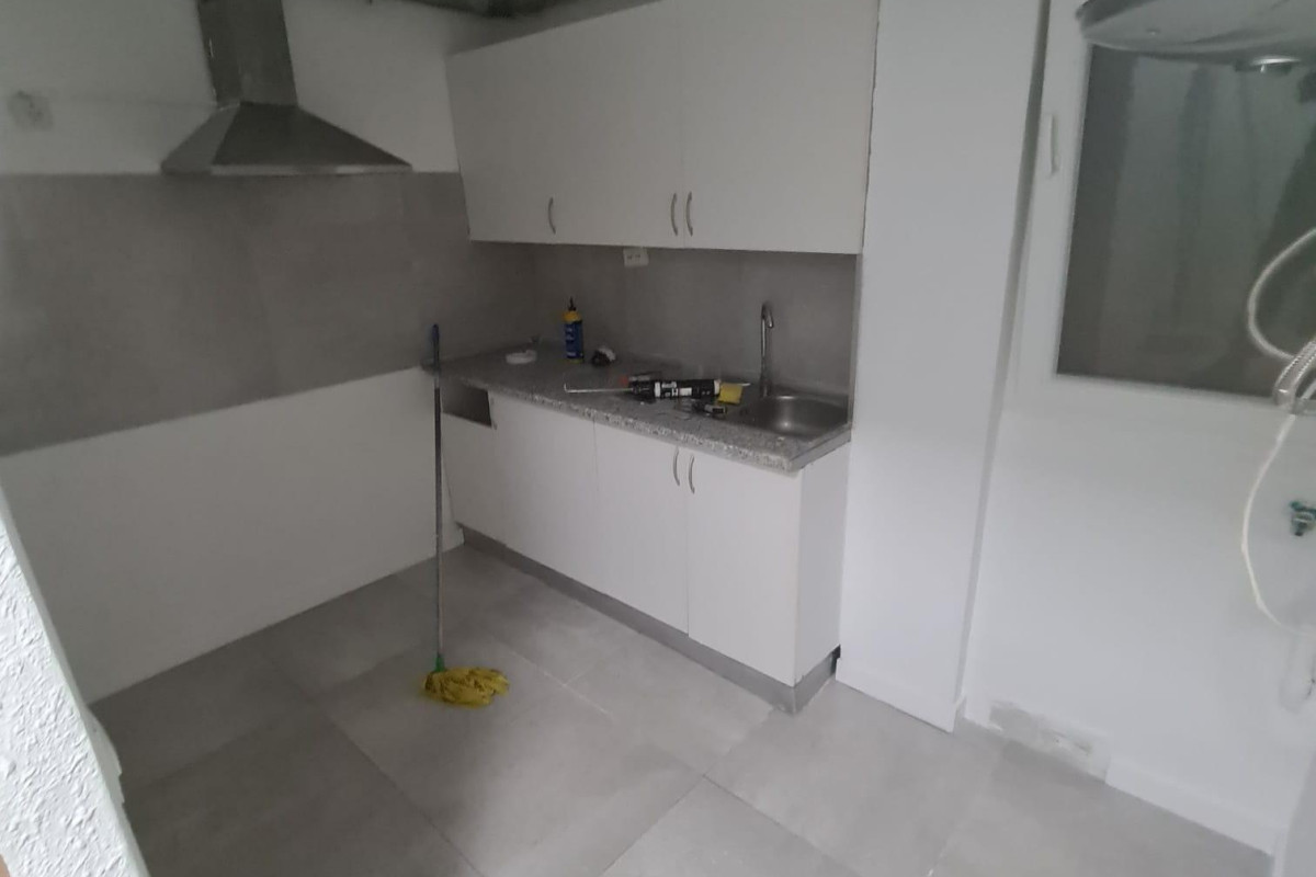 Herverkoop - Appartement  - Alicante - Carolinas Bajas
