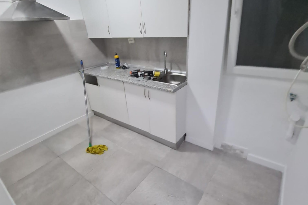 Herverkoop - Appartement  - Alicante - Carolinas Bajas