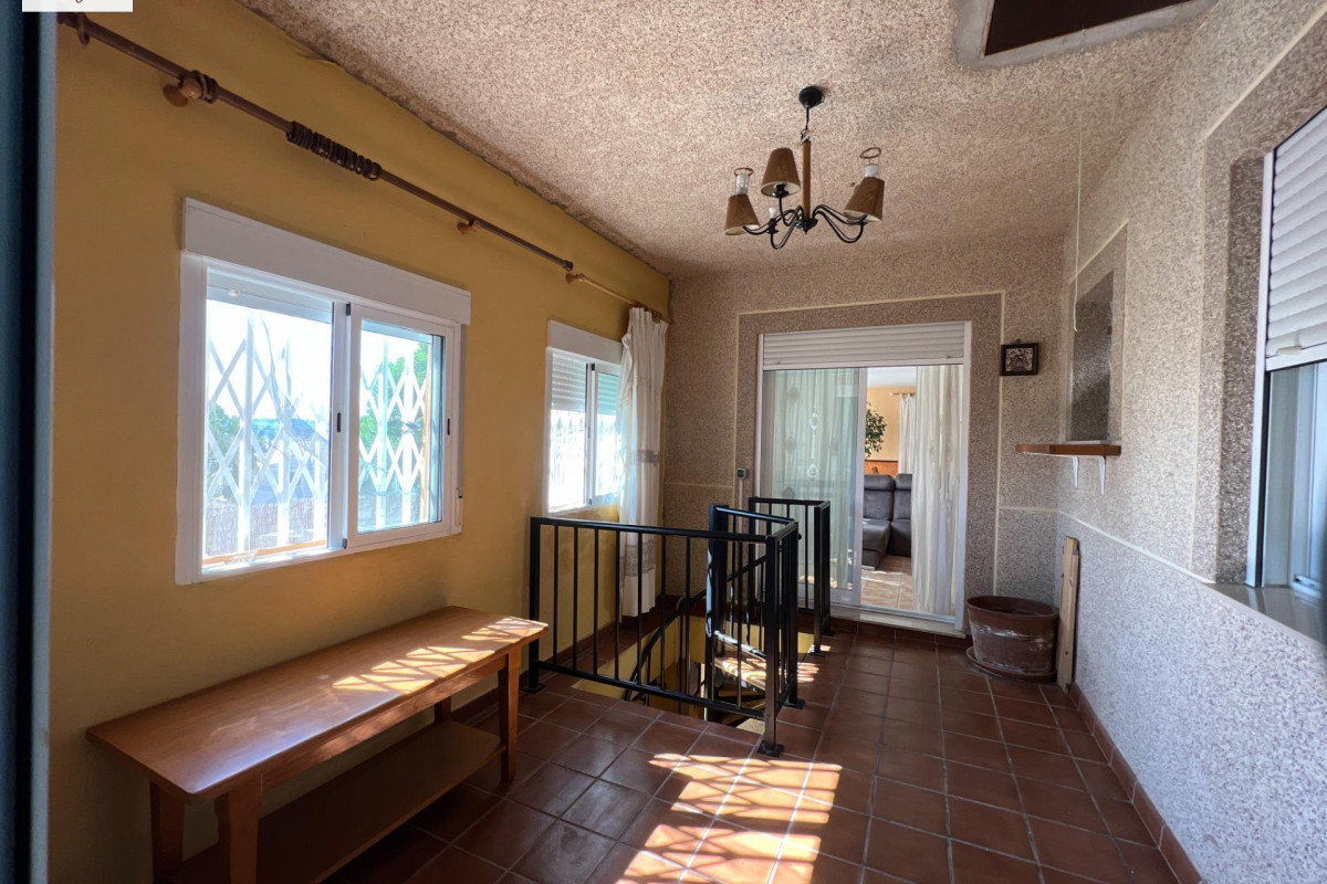 Revente - House - Godelleta - El bosque