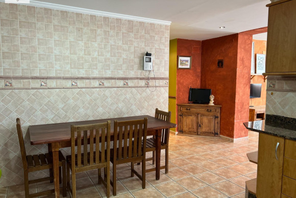 Revente - House - Godelleta - El bosque