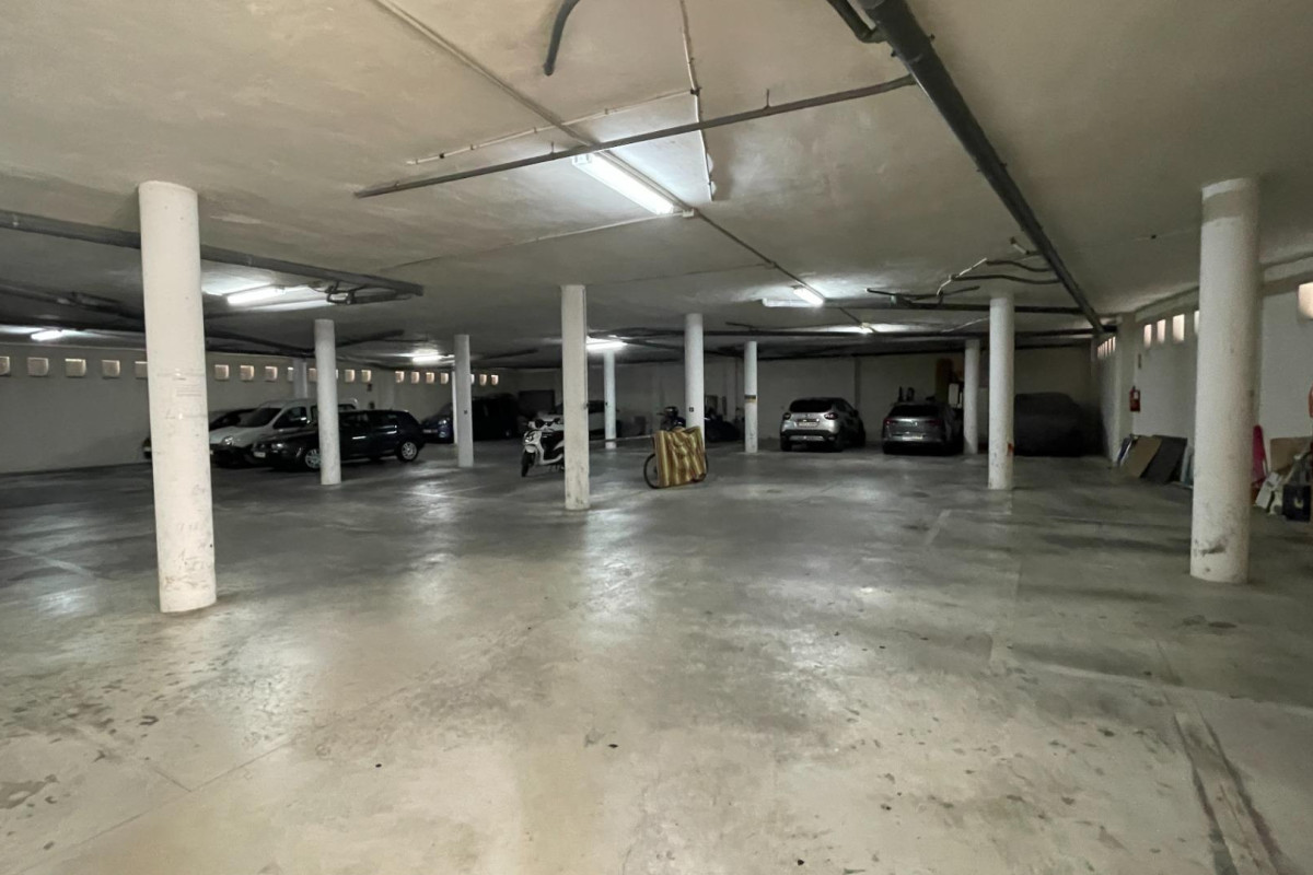 Herverkoop - Parking - La Nucía - Centro