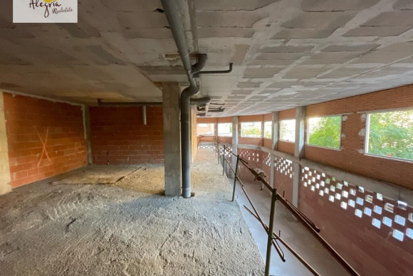 Herverkoop - Winkel Ruimte - Alicante - Altozano