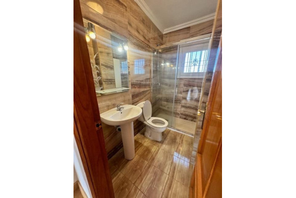 Herverkoop - Villa - Orihuela Costa - Montezenia