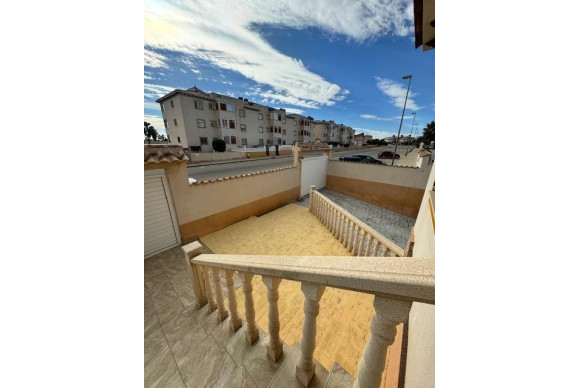 Herverkoop - Villa - Orihuela Costa - Montezenia