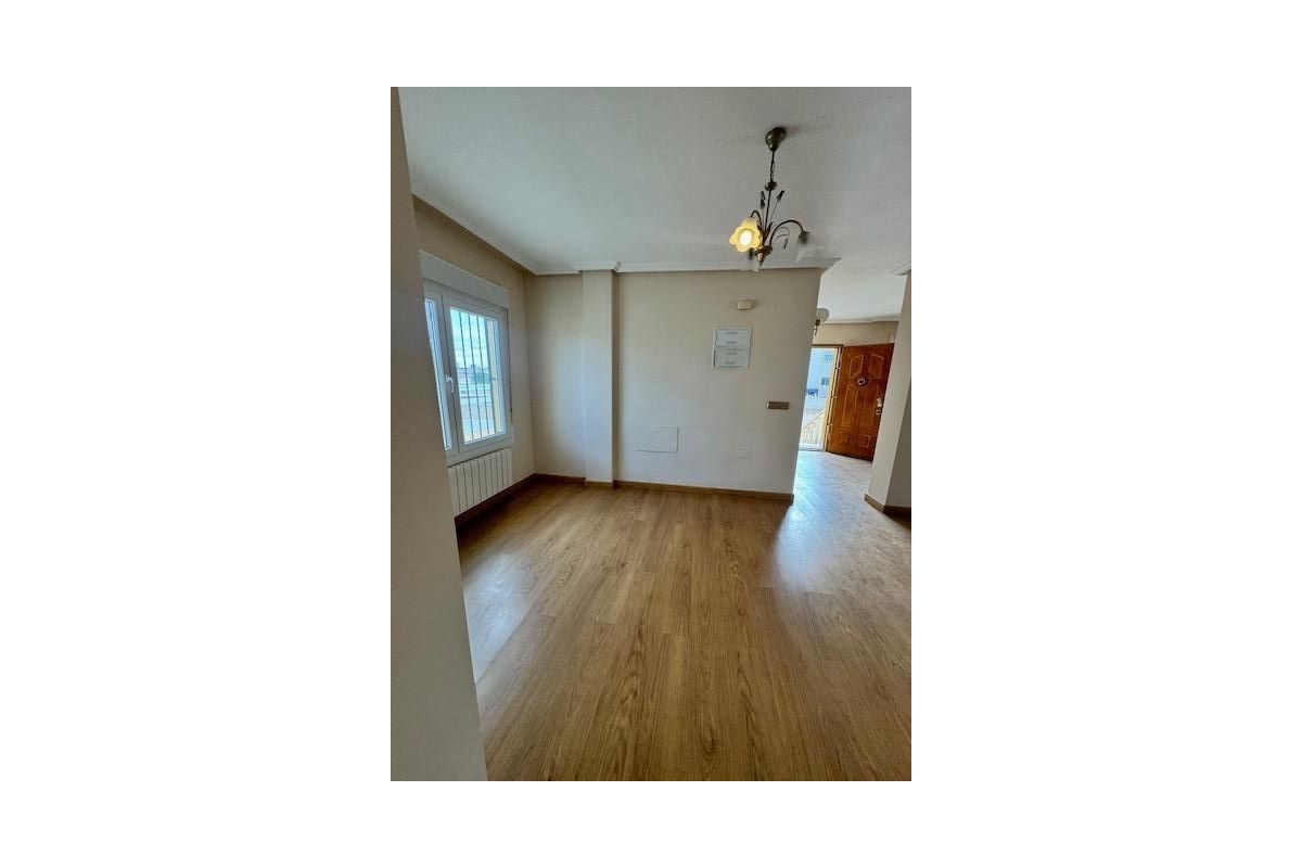 Herverkoop - Villa - Orihuela Costa - Montezenia