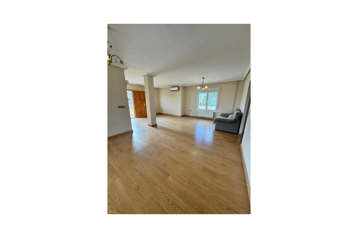 Herverkoop - Villa - Orihuela Costa - Montezenia