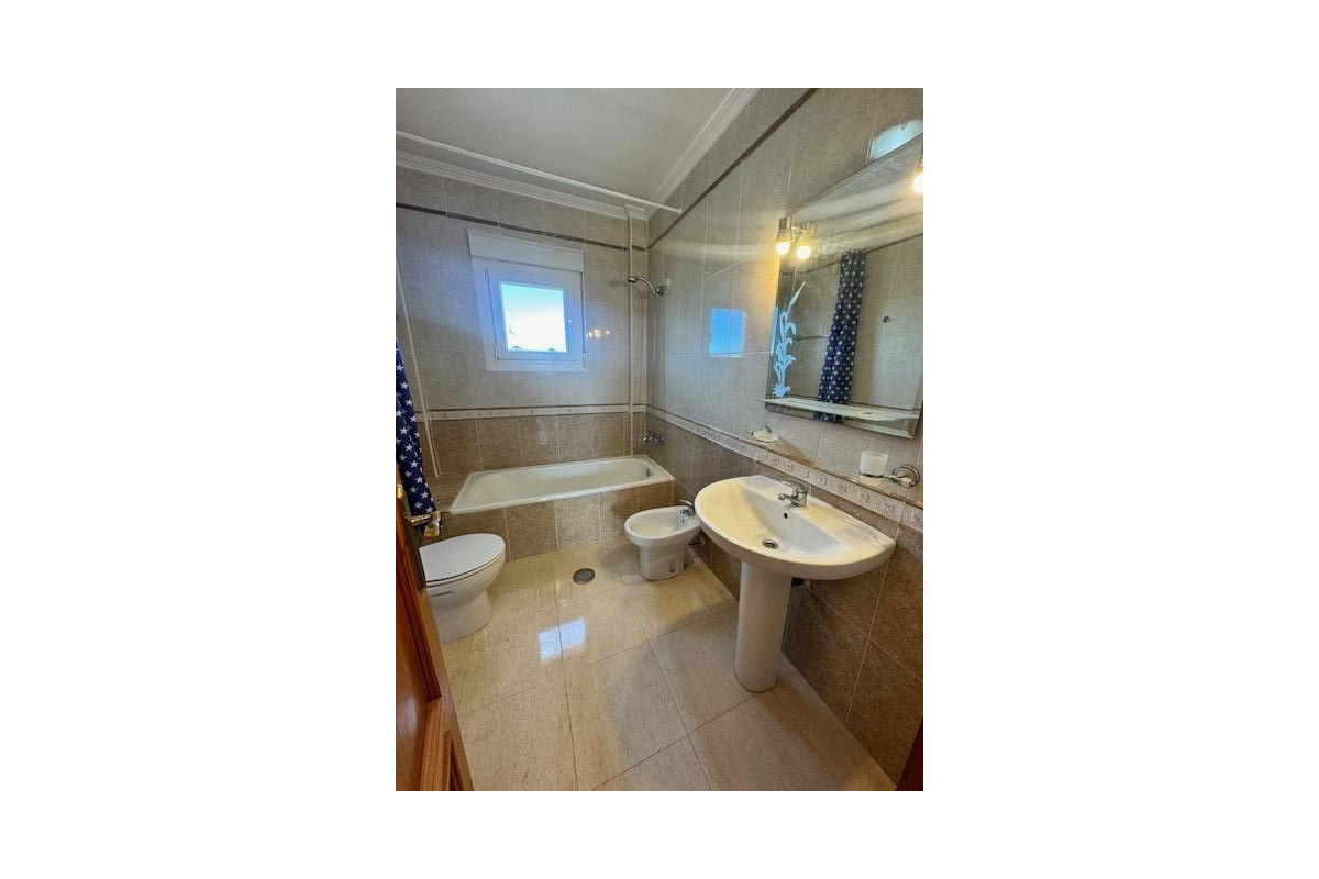 Herverkoop - Villa - Orihuela Costa - Montezenia