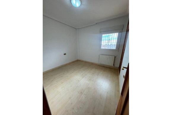 Herverkoop - Villa - Orihuela Costa - Montezenia