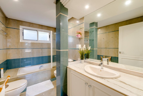 Revente - Villa de Lujo - Benidorm