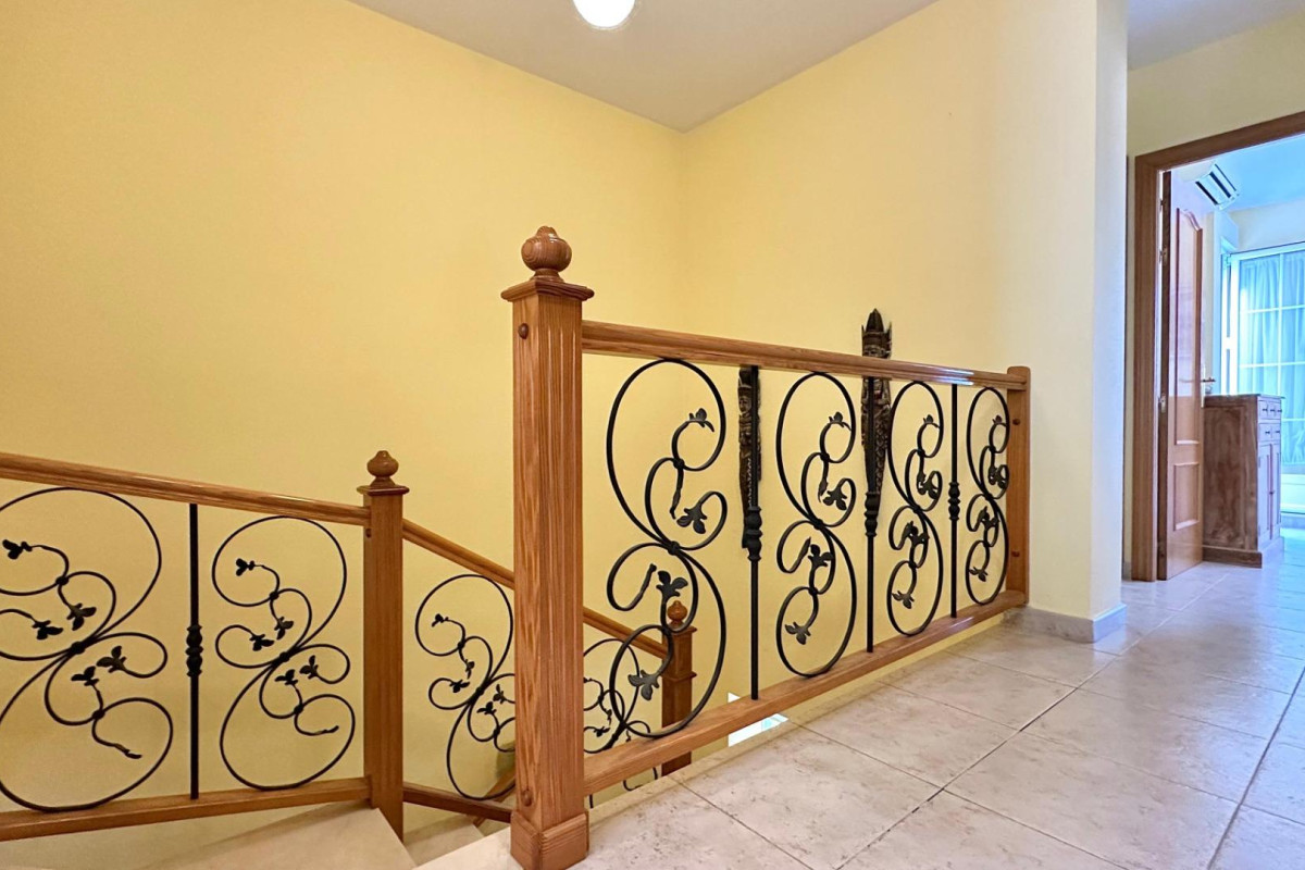 Revente - Maison de ville - Alfaz del Pi - ALBIR ALTO