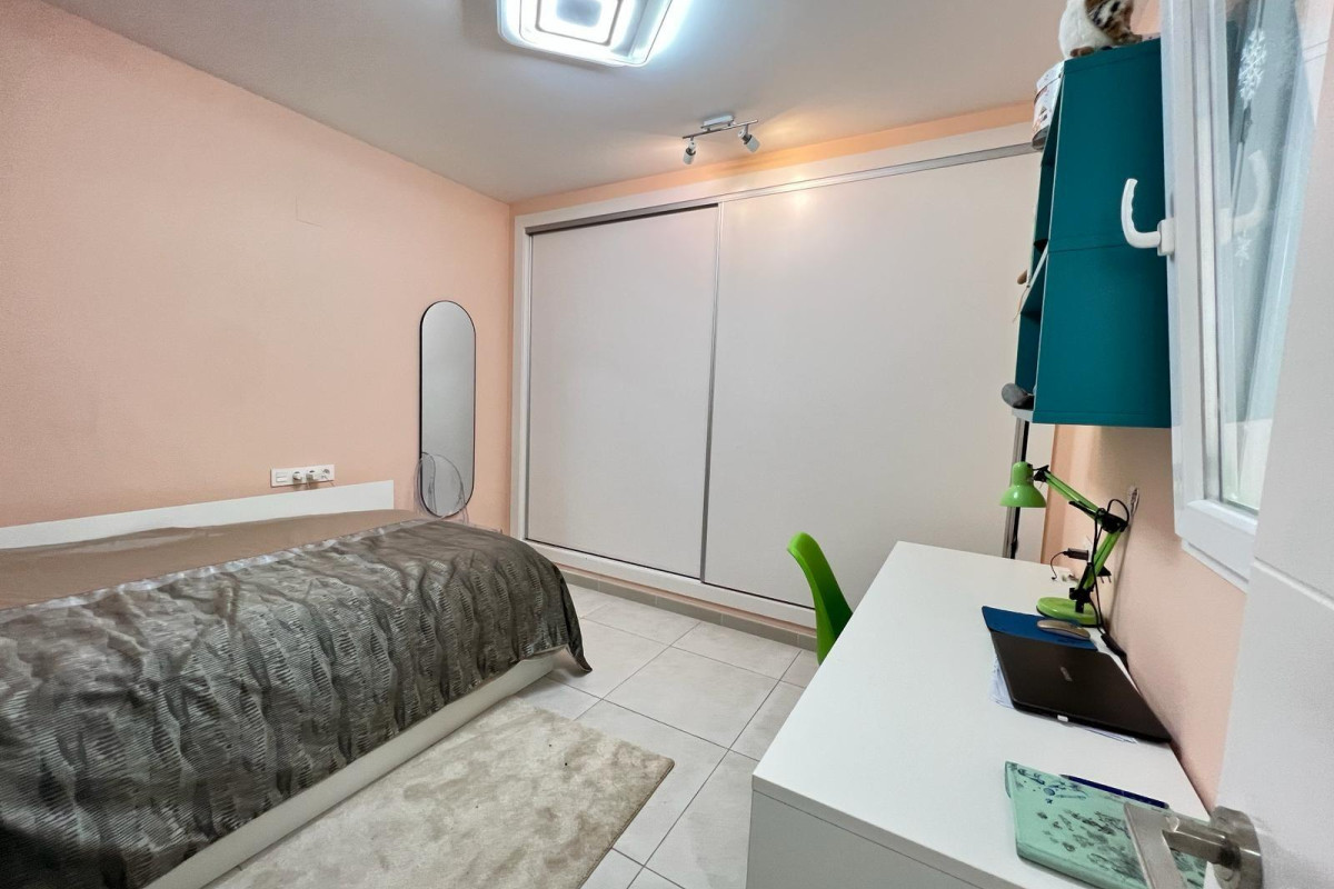 Revente - Villa de Lujo - Orihuela Costa - Montezenia