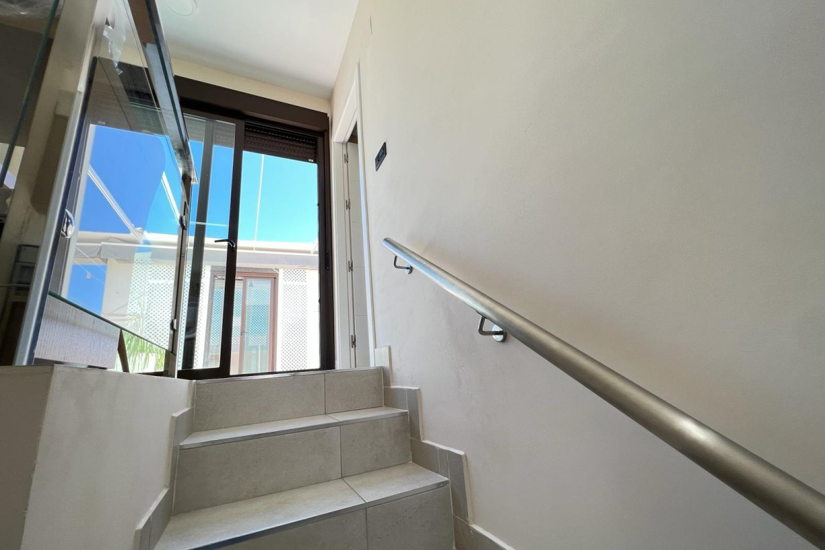 Revente - Villa de Lujo - Orihuela Costa - Montezenia