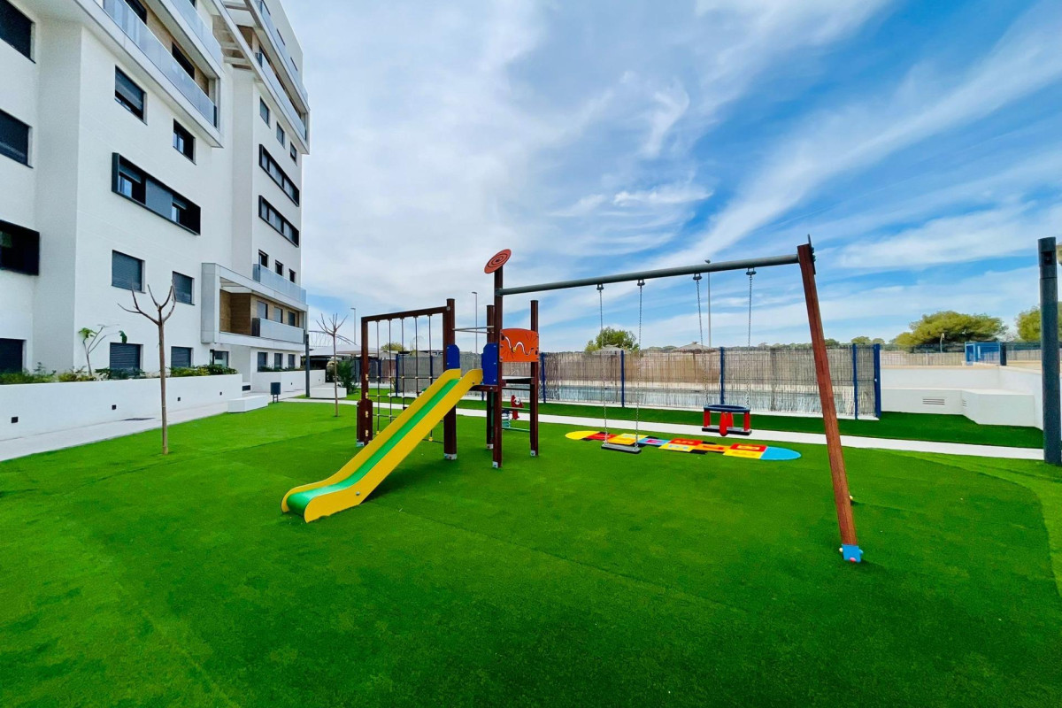 Resale - Apartment  - Orihuela Costa - Altos de Campoamor