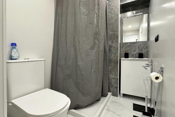 Herverkoop - Appartement  - Benidorm - Levante