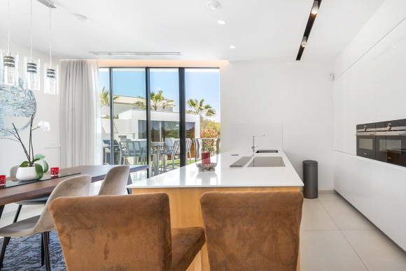 Reventa - Villa de Lujo - San Miguel de Salinas - Las Colinas golf