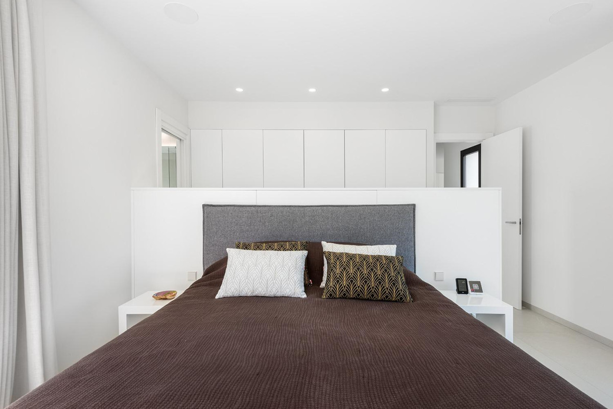 Reventa - Villa de Lujo - San Miguel de Salinas - Las Colinas golf