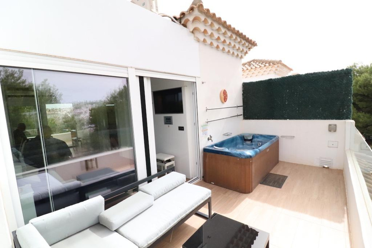 Reventa - House - Orihuela Costa - Montezenia