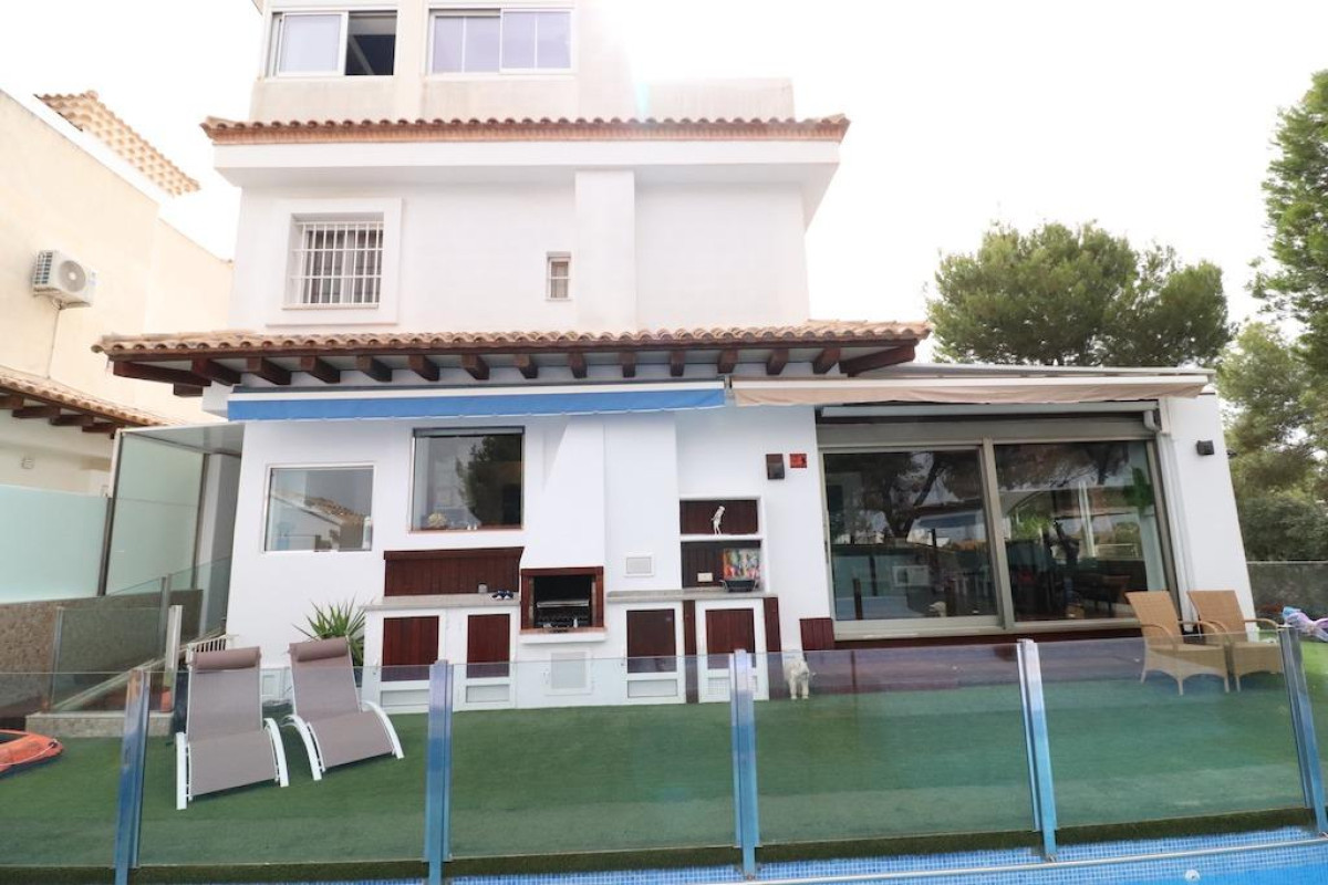 Reventa - House - Orihuela Costa - Montezenia
