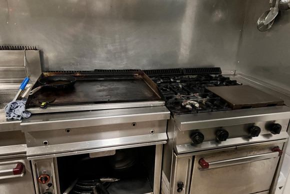 Revente - Commercial Unit - Torrevieja - Playa del Cura