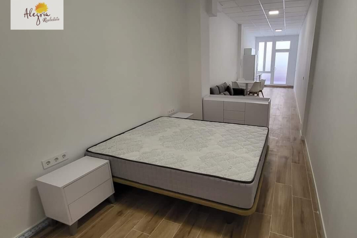 Herverkoop - Appartement  - Valencia - Torrefiel