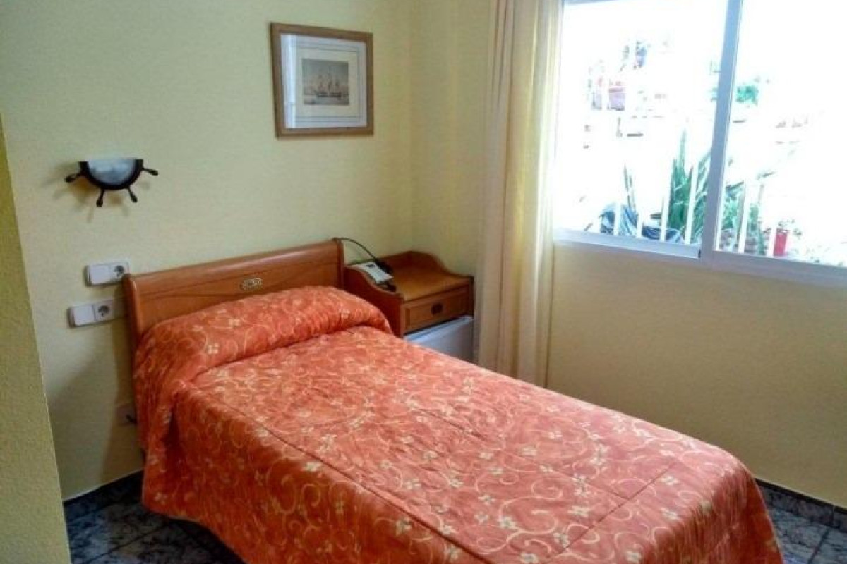 Herverkoop - Hotel - Santiago De La Ribera - Centro