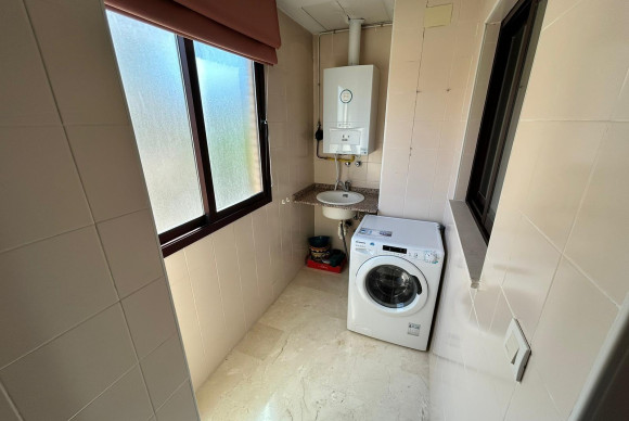 Herverkoop - Appartement  - Alfaz del Pi - Albir