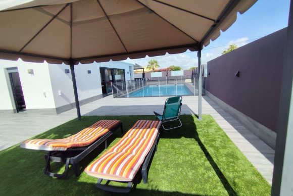 Revente - Villa - Torrevieja - La siesta