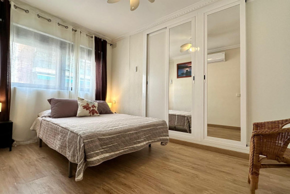 Herverkoop - Appartement  - Alicante - Altozano