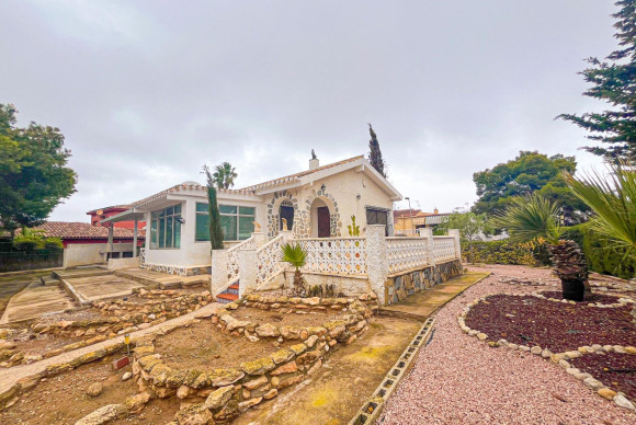 Revente - Villa - Torrevieja - Los Balcones