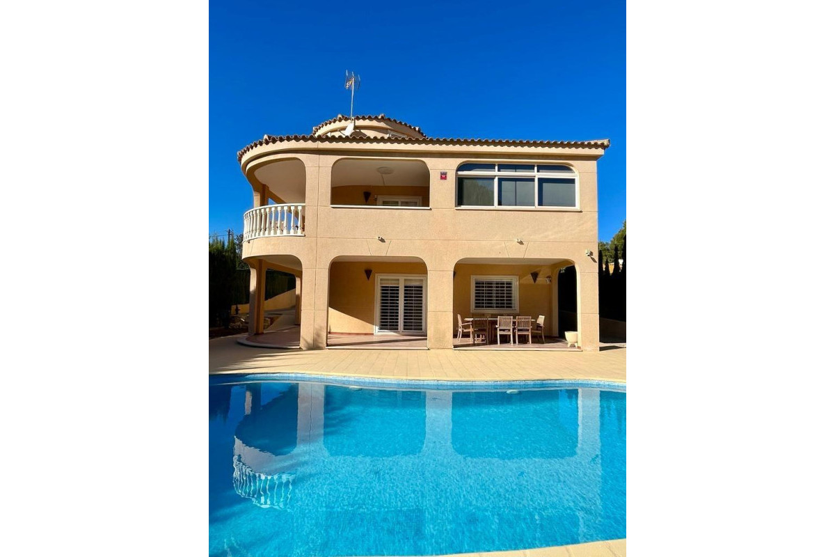 Herverkoop - LUXE VILLA - Torrevieja - Los Balcones - Los Altos del Edén