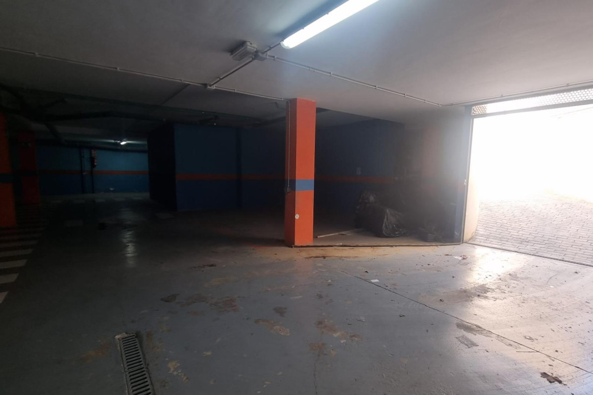 Herverkoop - Parking - Torrevieja - Playa de los Locos