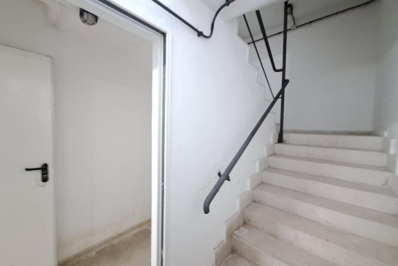 Herverkoop - Parking - Oviedo - Teatinos-Los Prados