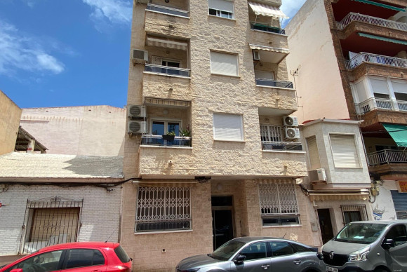 Revente - Appartement - Torrevieja - Paseo maritimo