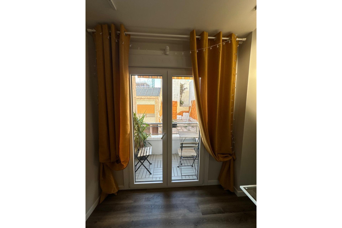 Revente - Appartement - Torrevieja - Paseo maritimo