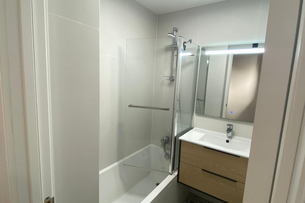 Revente - Appartement - Torrevieja - Paseo maritimo