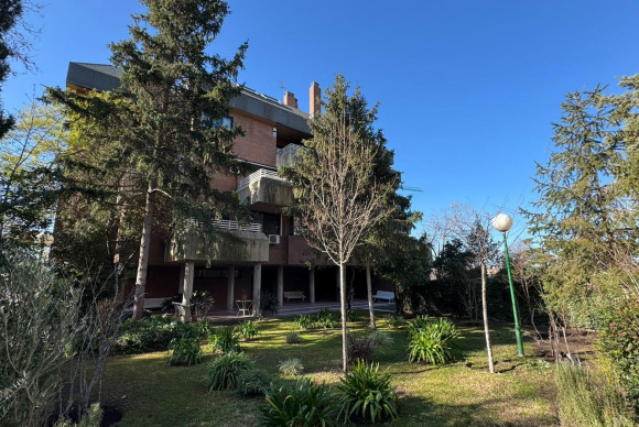 Herverkoop - Appartement  - Madrid - Colina