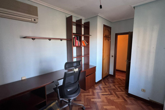 Herverkoop - Appartement  - Madrid - Colina