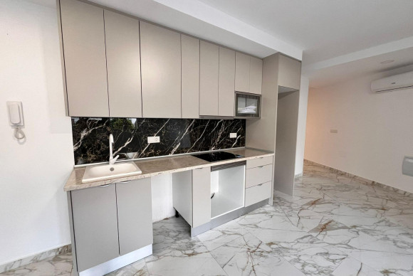 Herverkoop - Appartement  - Torrevieja - Playa de los Locos