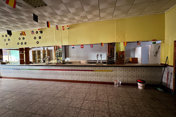 Herverkoop - Winkel Ruimte - Torrevieja - Playa del Cura