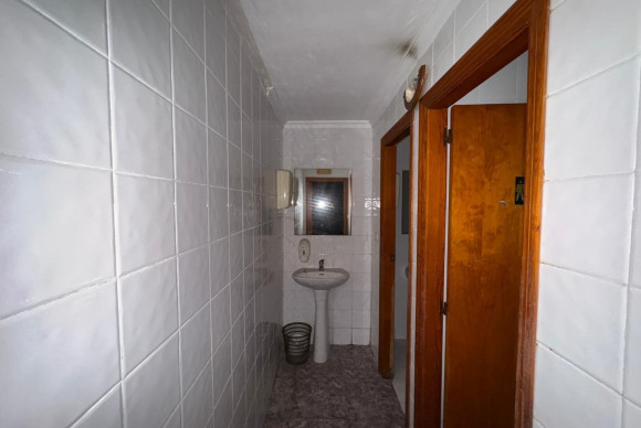 Herverkoop - Winkel Ruimte - Torrevieja - Playa del Cura