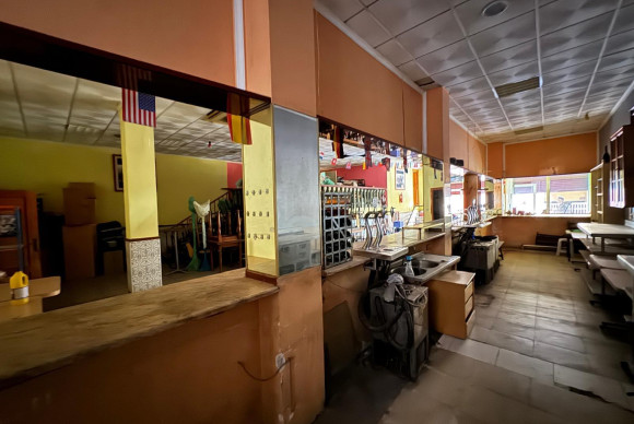 Herverkoop - Winkel Ruimte - Torrevieja - Playa del Cura